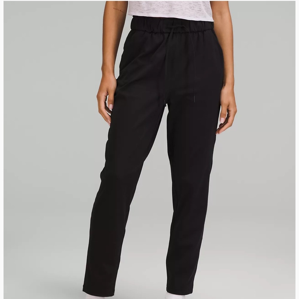 Lululemon Black On The Fly 7/8 Pants
